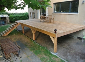 Terrasse Bois Mélèze suspendue à 1.40 m – 36m2 – Le Ban Saint Martin