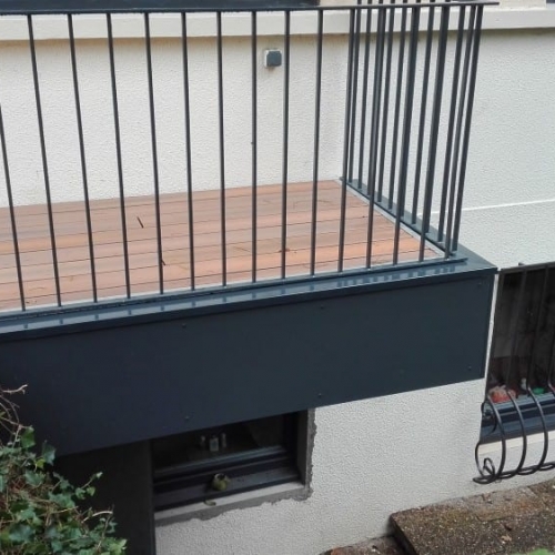 tecnhome-terrasse-bois-composite-24m2-bardage-composite-saint-julien-les-metz